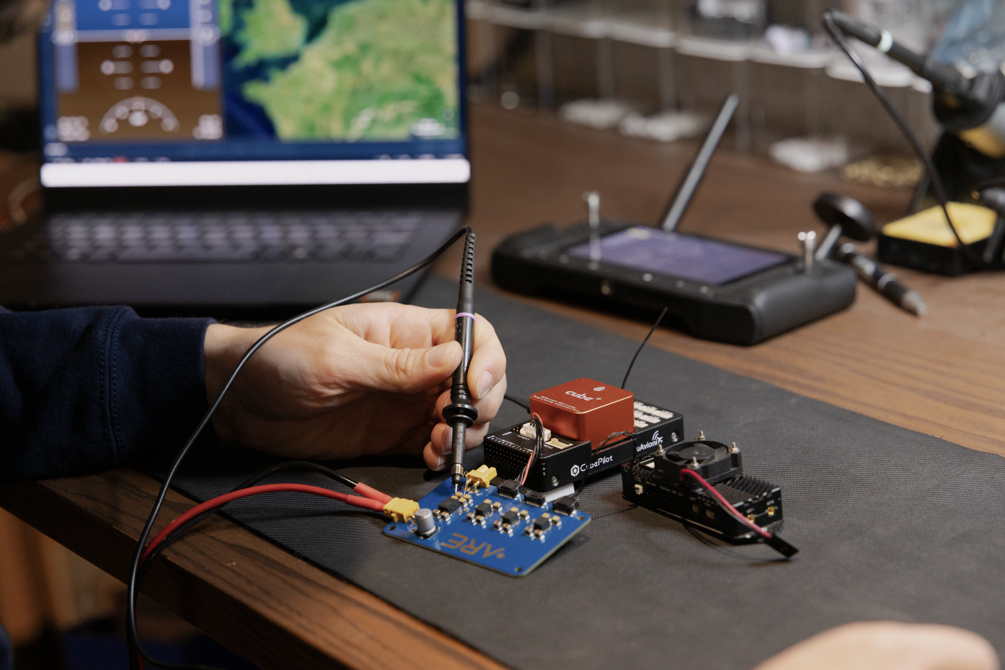 Hands-on UAV electronics integration and troubleshooting at Aeroboticshop